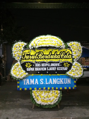 Papan Bunga Duka di Barus Utara